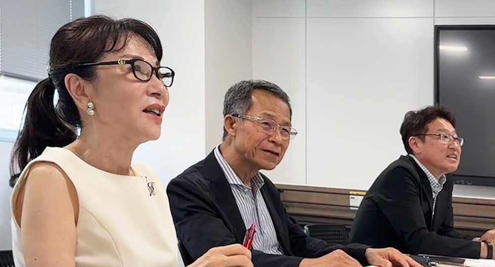 審査の様子